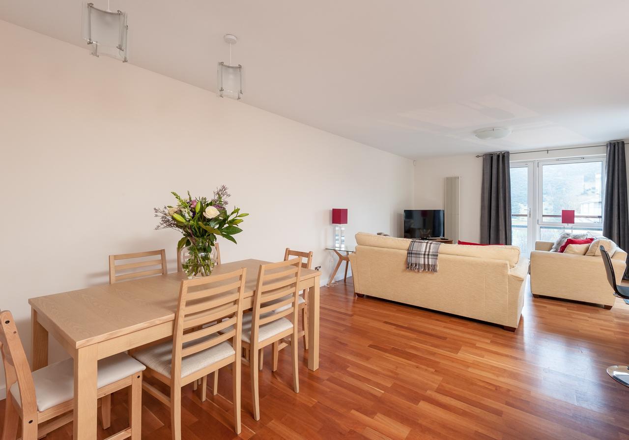 The Holyrood Park Residence Edinburgh Ngoại thất bức ảnh